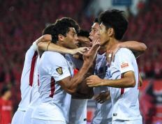 IM体育在线注册-关键时刻决胜利负，球队气势如虹