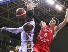 IM体育在线注册-包含俄罗斯男篮队员表现出色，力克对手晋级的词条