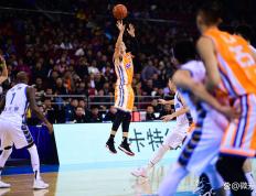 IM体育官网-步行者客场逆转尼克斯，壮丽逆袭