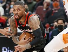 IM体育在线注册-黄蜂低迷失利，队员拼尽全力难奏奇迹的简单介绍