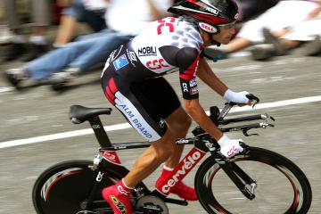 IM体育官方平台-克瓦拉茨赫利亚冠军级表现闪耀，尼斯轻取南非展现欧陆锋芒