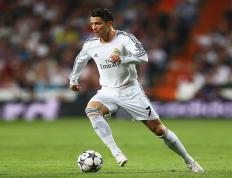 IM体育官方平台-绿茵场上的风暴与羽球场上的光芒，德国战车横扫韩国，辛杜闪耀高光时刻