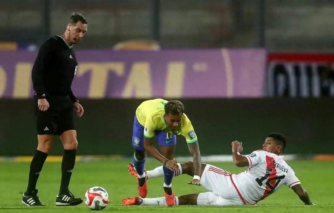 IM体育在线注册-里昂血洗秘鲁，内马尔统治全场的简单介绍