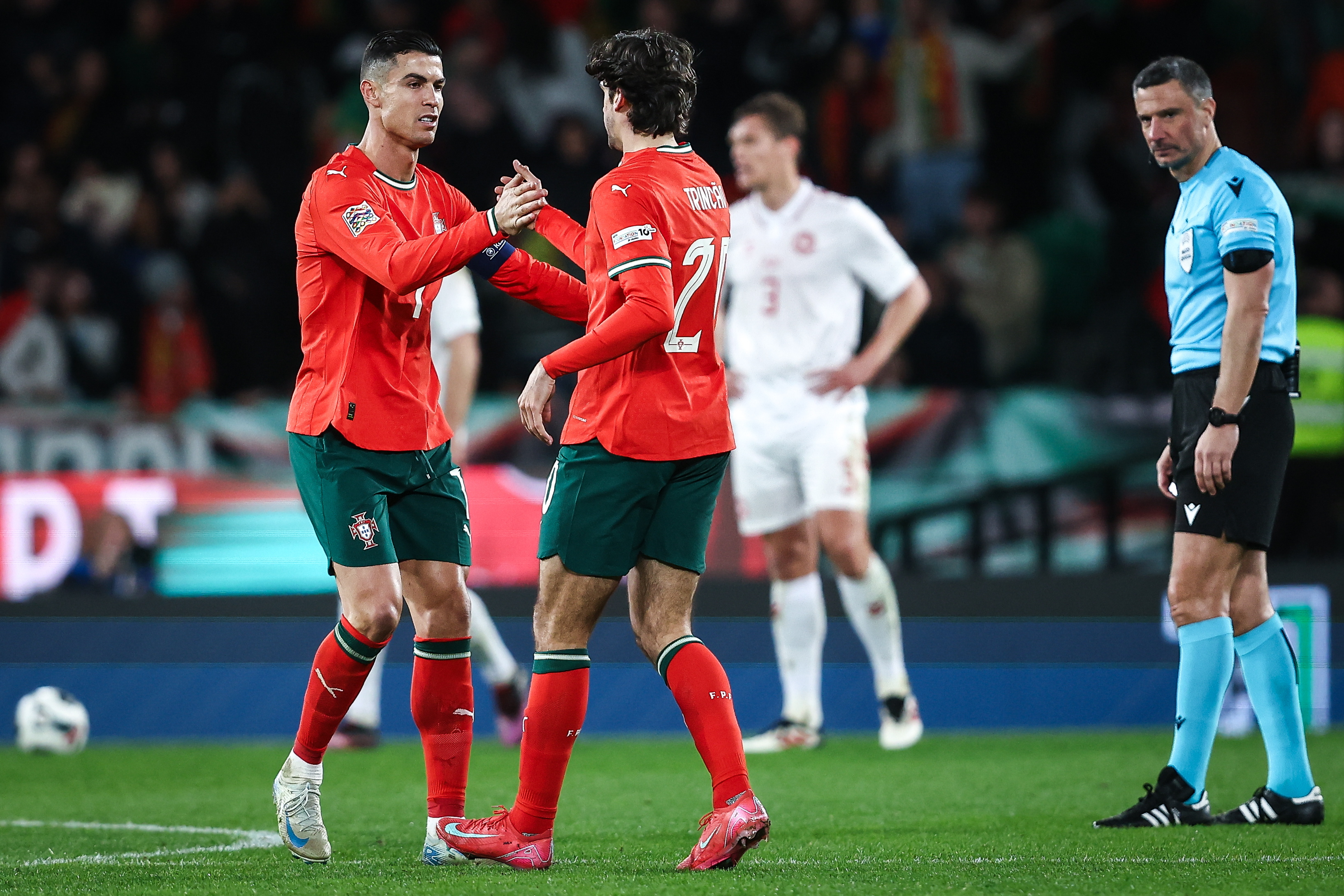 IM体育官网-欧国联盛况不减，足球界的焦点瞩目无比的简单介绍