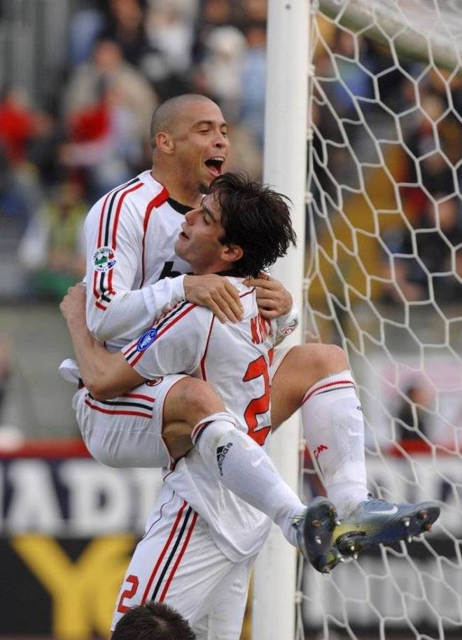 IM体育在线注册-AC米兰绝杀对手，保持领先地位