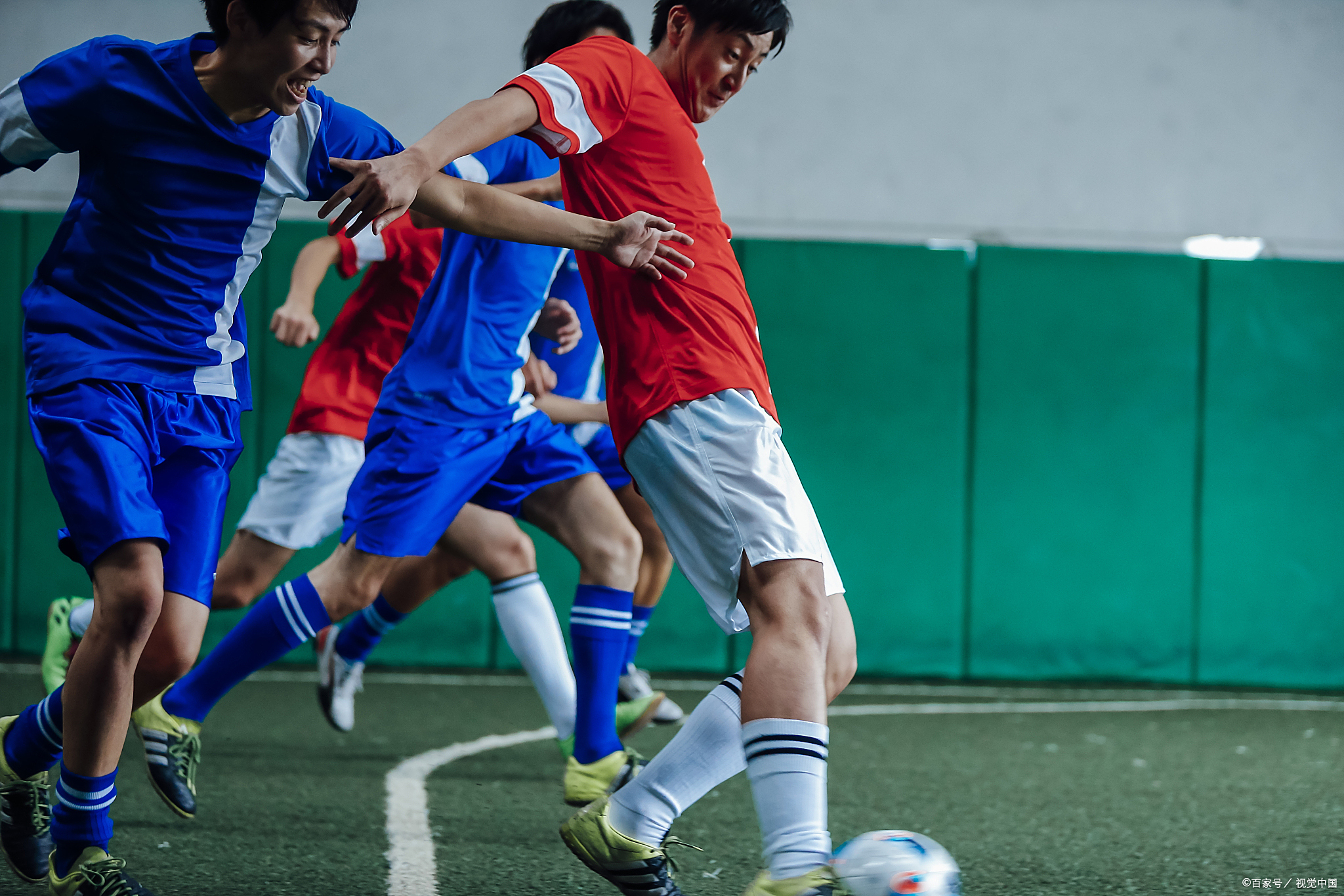 IM体育赛事直播入口-关于挥洒汗水！欧洲国家杯赛场上拼搏多多的信息