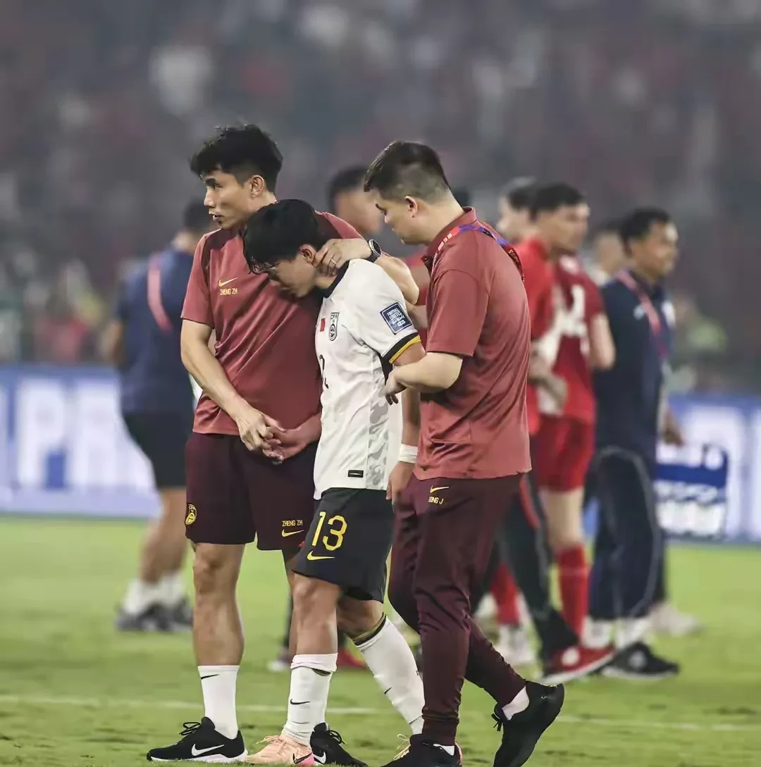 IM体育数据分析平台-球队士气低迷，主场不胜为球迷担忧