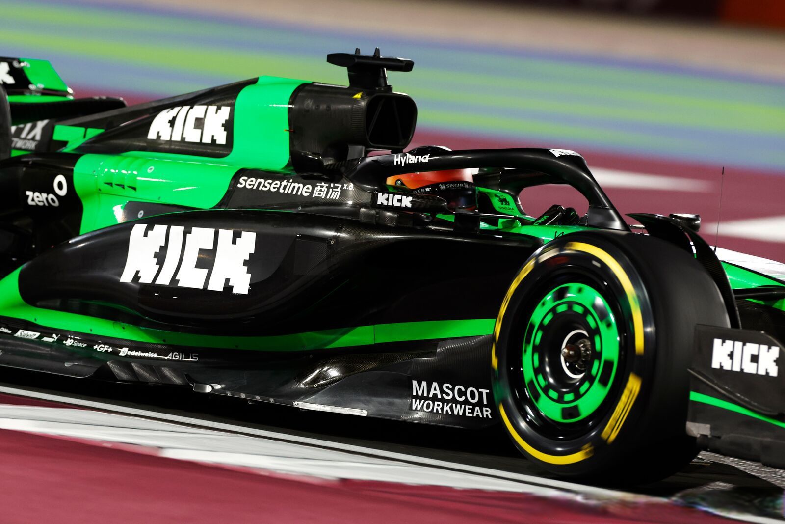 IM体育在线注册-包含索伯车队鏖战哈斯车队，周冠宇刷新纪录的词条