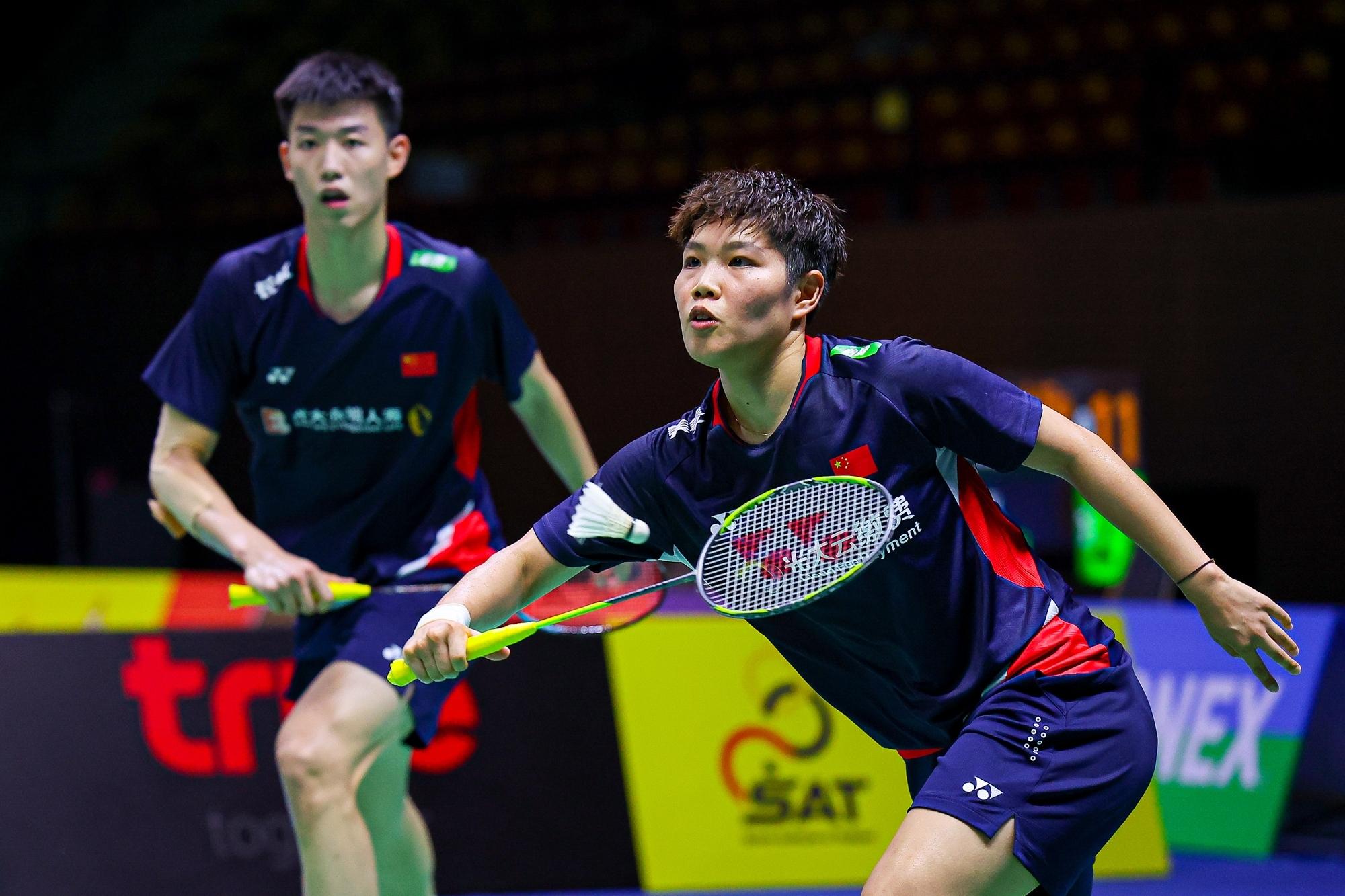 IM体育app-印度队险胜中国队，黄鸭组合刷新纪录的简单介绍