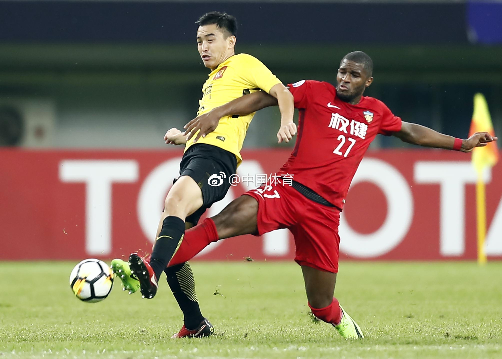 IM体育网页版登录入口-广州队横扫辽宁队，西亚卡姆扛起全队