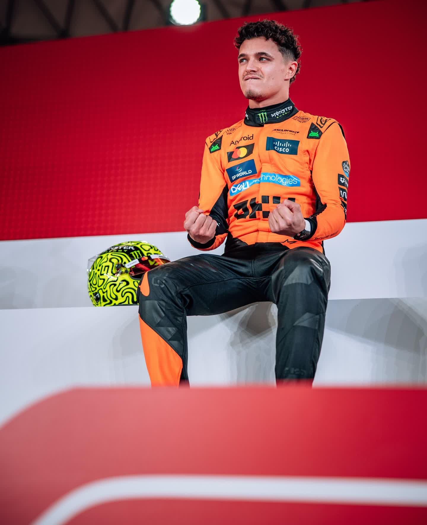 IM体育下载-红牛二队横扫雷诺车队,塞恩斯统治全场的简单介绍